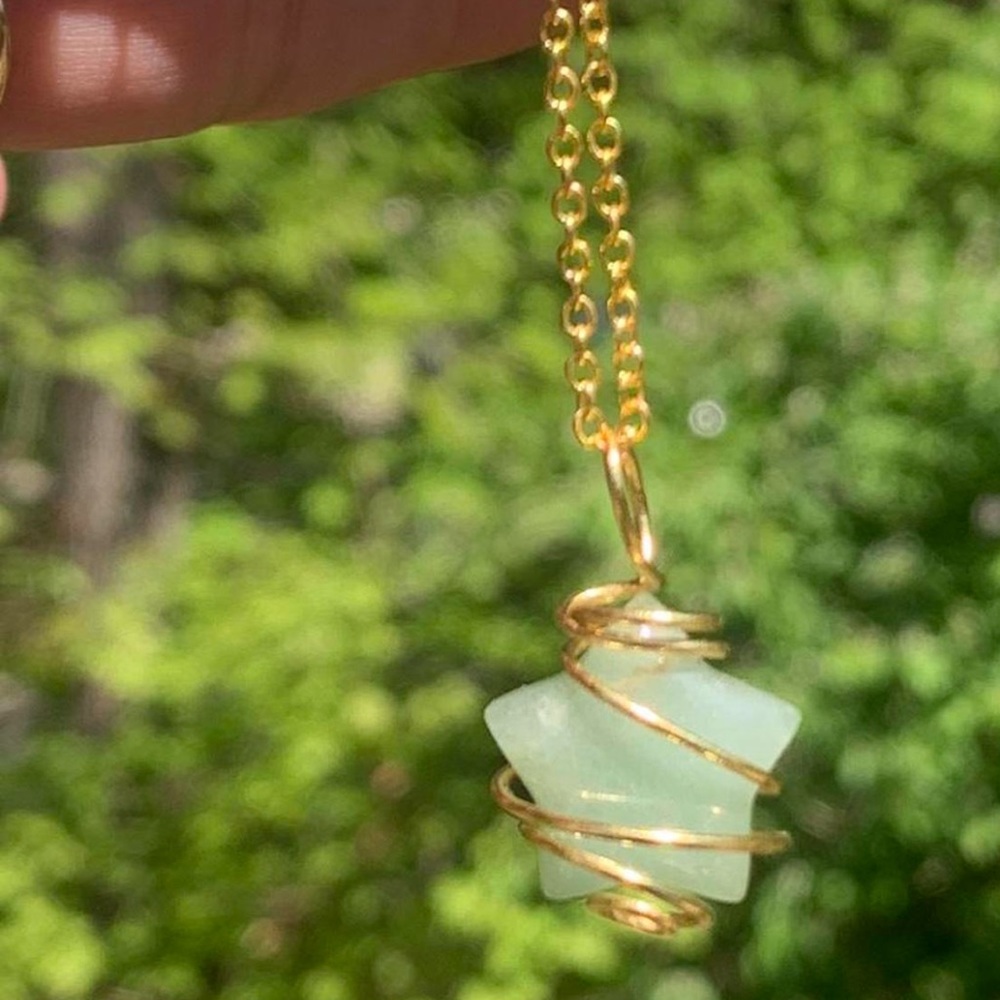 Adventurine star crystal necklace